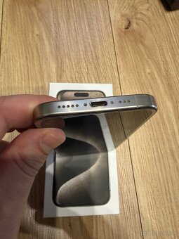 iPhone 15 Pro 128GB natural titanium - 5