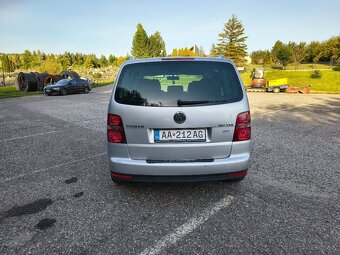 Volkswagen Touran 2.0 TDi - 5