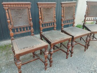 starožitné kuchynske stoličky s koženým ornamentom - 5
