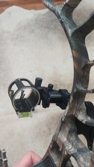 Hoyt kladkovy luk - 5