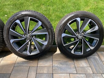 Zimná sada ŠKODA 5x100 7J ET51 215/45 R17 - 5
