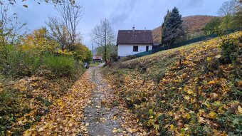 Stavebný pozemok s krásnym výhľadom na Strážov – Zliechov - 5