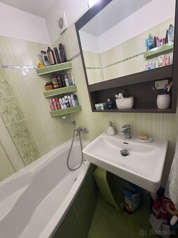 4-IZB BYT V BRATISLAVE plná vybavenosť - 5