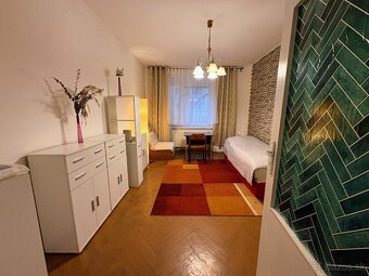 VÝNIMOČNÁ POLOHA - CHARIZMATICKÝ BYT NA PREDAJ - 5