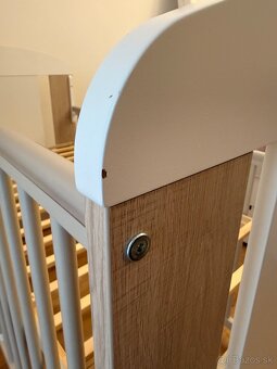 detská postieľka so spúšťacím bokom PLUS matrac - 5