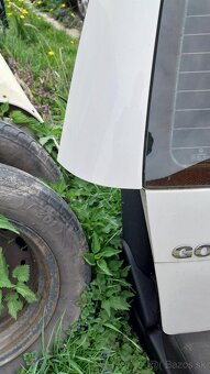 VW Golf 4 kufrove dvere piate - 5