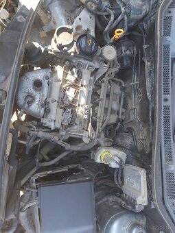 Rozpredám na diely škoda fabia 1.2 12V - 5