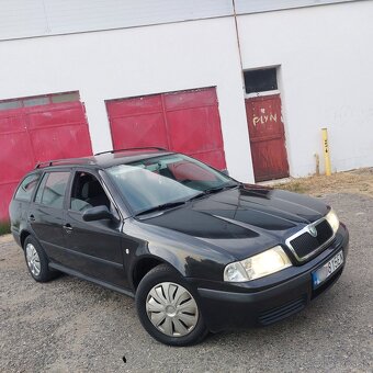 Skoda octavia 1.6 75kw combi - 5
