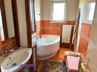 Pekný 5 izbový rodinný dom na predaj Panické Dravce - 5