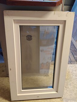 Plastove okno, biele 600 x 950 mm - 5