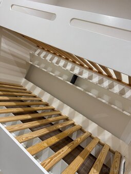 Dvojposchodová posteľ - 5