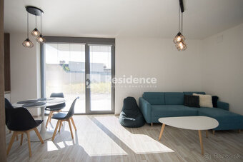 Moderný byt s terasou na prenájom - Victory Port Palúdzka - 5