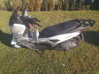 Yamaha Nmax 125 - 5