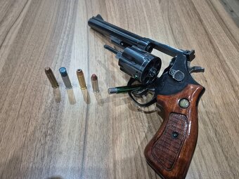 Taurus Brasil 356 magnum - 5
