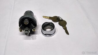 Spinacia skrinka-VOLGA-24 a ine ruske auta-NOVA - 5