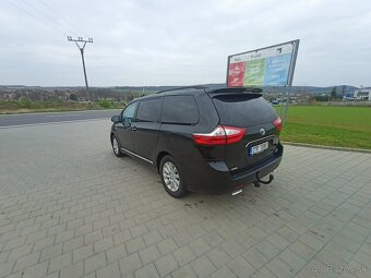 TOYOTA SIENNA XLE 3,5 V6 AWD 2015 NOVÝ MODEL 7 míst LPG - 5