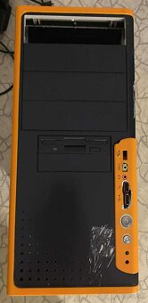 Predám starší herný pc i5 8 gb ram ssd 240 gb 1 gb gpu - 5