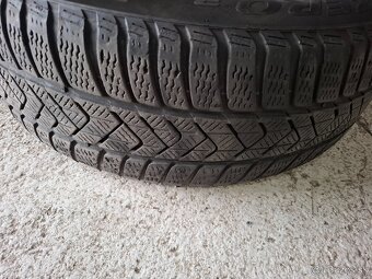 Alu disky 5x112 r17 zimne pneu 225/55/17 Pirelli VW grop - 5