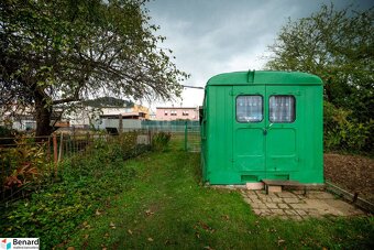 NA PREDAJ BYT v BYTOVOM DOME s vlas. POZEMKOM 325 m2, V. Šar - 5