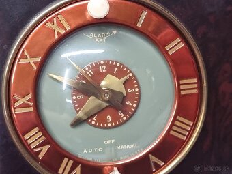 GENERAL ELECTRIC 》 MODEL 60 》5 Tube Radio + Electric Clock - 5