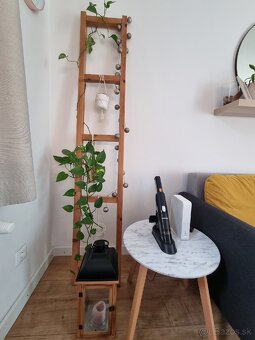 Drevený stojan na kvety - 5