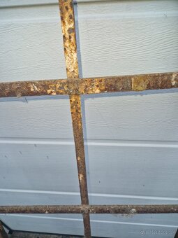 Stará kovaná okenná mreža 6 - 5