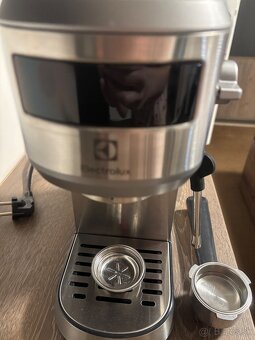 Kávovar elektrolux 6 - 5