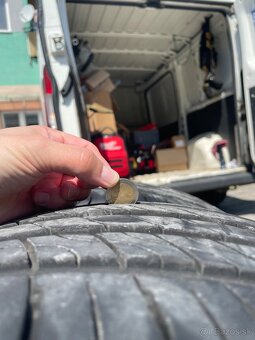 245/35 R20 dezén 4mm - 5