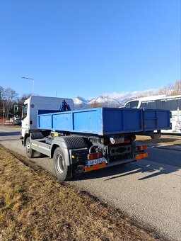Mercedes Atego 1218 hákový nosič kontajnerov - 5