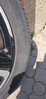 Elektróny Shark 235/45 R20 - 5