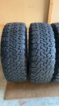 285/70r17 BF Goodrich OFF ROAD - 5