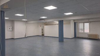 Obchodný priestor v centre mesta Humenné-prenájom - 5