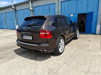 Porsche Cayenne Turbo - 5