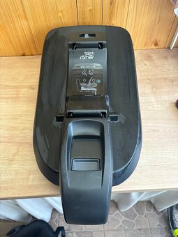 Vajíčko Britax s Isofixom - 5