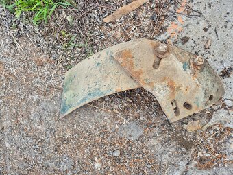 Predam 5 radlicny pluh otocny - 5