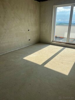 Moderný rodinný dom pod lesom Nitrianske Hrnčiarovce - 5