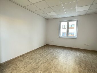 Administratívna budova-kancelárie, obchodný priestor, sklad - 5