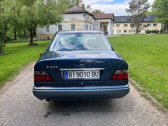 Mercedes W124 E220, 62666km - 5
