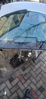 Predám zadnú kapotu škoda octavia2 - 5