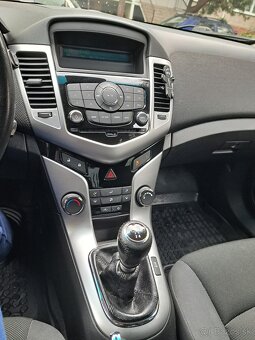Chevrolet Cruze - 5
