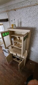 starý Kredenc a 3 stoličky z Masívu - 5