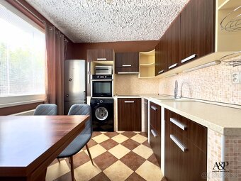 NA PRENÁJOM 3 IZB. BYT V CENTRE MESTA, 64M2, HVIEZDOSLAVOVA - 5