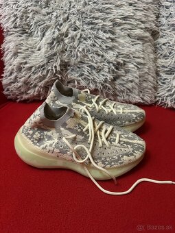 Adidas YEEZY Boost 380 'Alien' [size 38] - 5