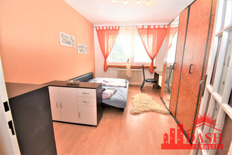 Na predaj 3 izbový byt, balkón+lodžia, 73 m2, Trenčín, Pod S - 5