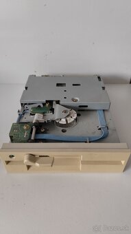 Disketové mechaniky - 5