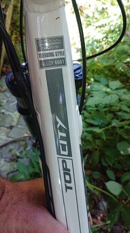 Predám dámsky elektribicykel 28" - 5