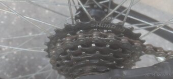 Predám zachovalý horsky bicykel btwin rockrider 340 26" kol - 5