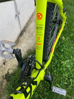 KELLYS MADMAN 50  27,5” - 5