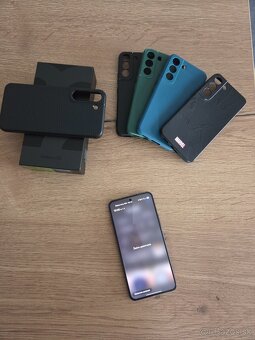 Predám Samsung Galaxy S22 128GB - 5