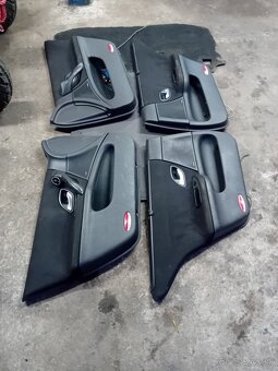 Darujem sedačky s renault laguna 2 - 5